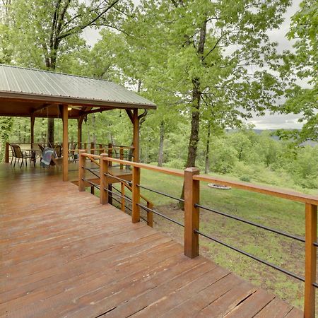 Spacious And Elegant Mountain View Cabin With Deck! Eksteriør bilde