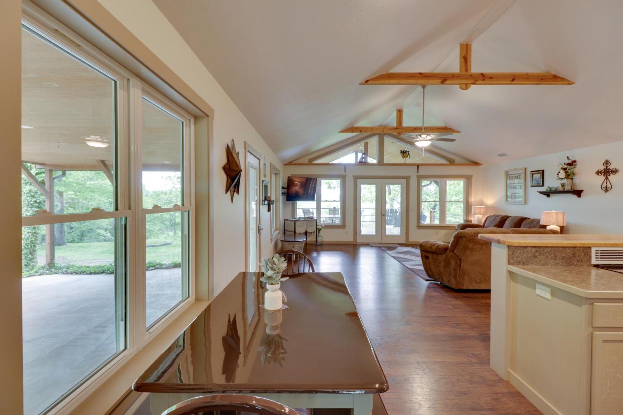 Spacious And Elegant Mountain View Cabin With Deck! Eksteriør bilde